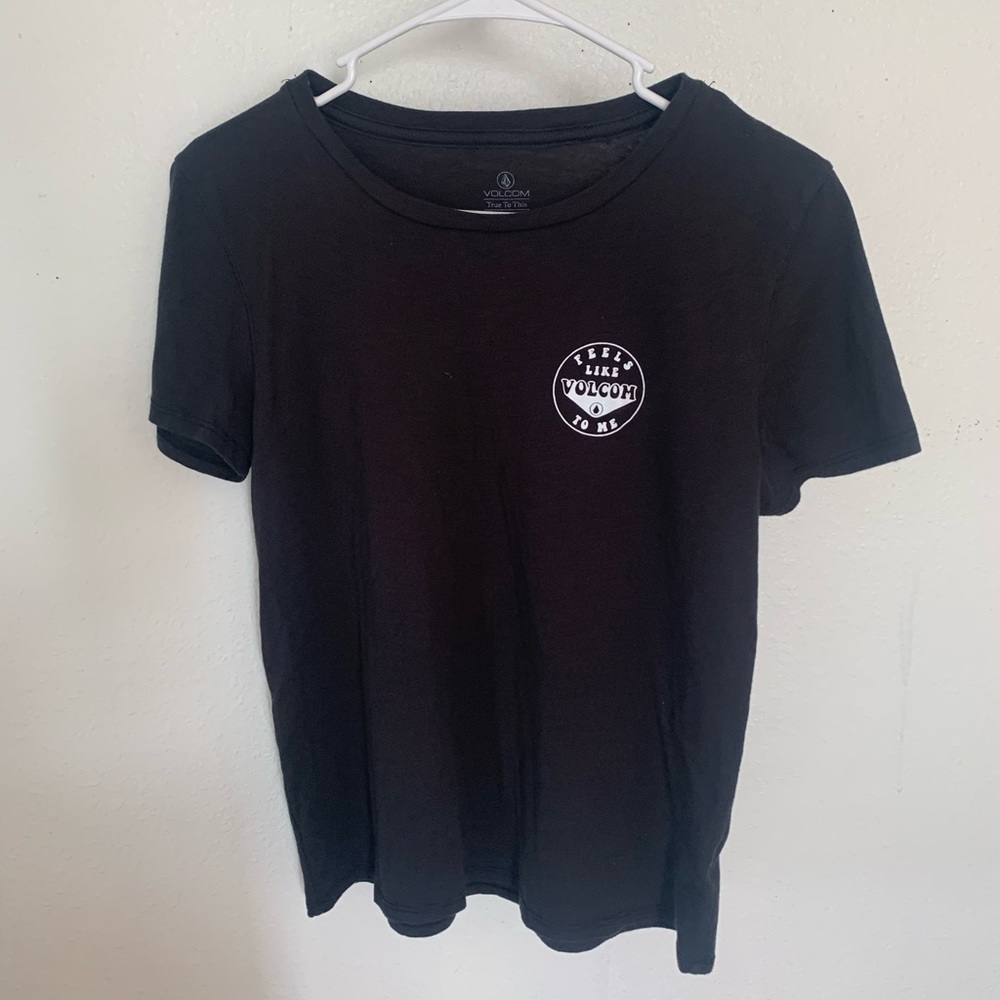 Women’s Volcom short sleeve black tee